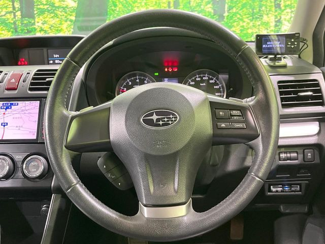 �y�����v�����X�e�A�����O�z�㎿�Ȋv���g�p���邱�ƂŁA��ɂ����������݂ƂĂ��^�]���₷���n���h���ł���