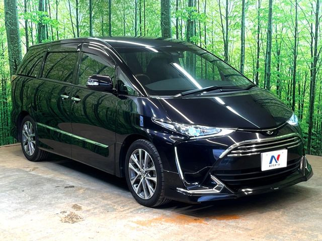 高透明度のガラス皮膜で撥水はもちろん、上質なツヤ・光沢を実現。紫外線や酸性雨から大切な愛車を保護し、色あせ・劣化を防止。「弾スプラッシュコート」、「弾プリミッサコート」からお選びいただけます。