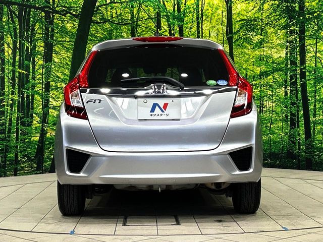 安心の最長10年・走行無制限保証(有償)をご用意。保証内容も充実はもちろん、無料点検&オイル交換や、年中無休の全国・24時間ロードサービスも付帯されておりますのでご安心下さい。