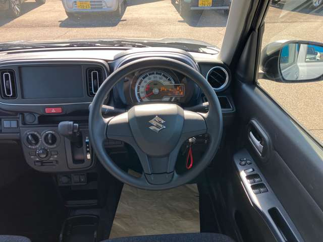 自社工場完備ですので車検、点検、修理、板金などすべてお任せください。タイヤ、オーディオなどの販売もさせて頂いております。是非、ご相談ください。