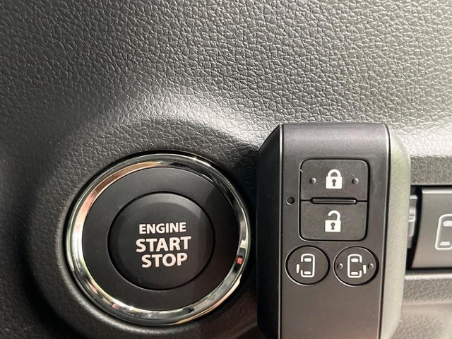 �y�L�[���X�X�^�[�g�V�X�e���z�J�o����|�P�b�g�ɓ��ꂽ�܂܂ł��h�A�̎{���E�������\�ȃX�}�[�g�L�[�𑕔��B�G���W���̃I���E�I�t�����J�M�����o���K�v����������Ƃ��Ă��֗��ł���