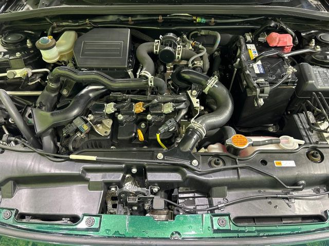 ☆全国のネクステージからお取り寄せが可能※!遠方の店舗に展示してあるクルマが気になる場合も、最寄りの店舗でご覧いただくことが可能です!是非私たちに要望をお聞かせください!※別途費用