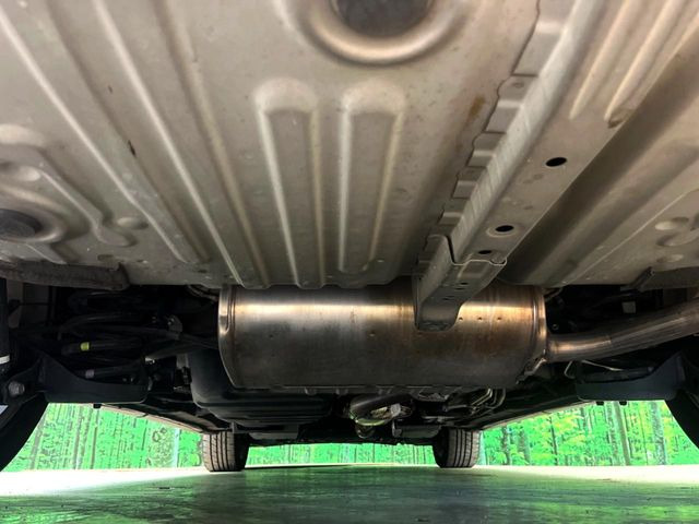 下回りがきれいなうちに、防錆加工の施工がオススメ。降雪地域はもちろん、沿岸部にお住いの方や、趣味でマリン・ウィンタースポーツをされる方にご好評いただいております。