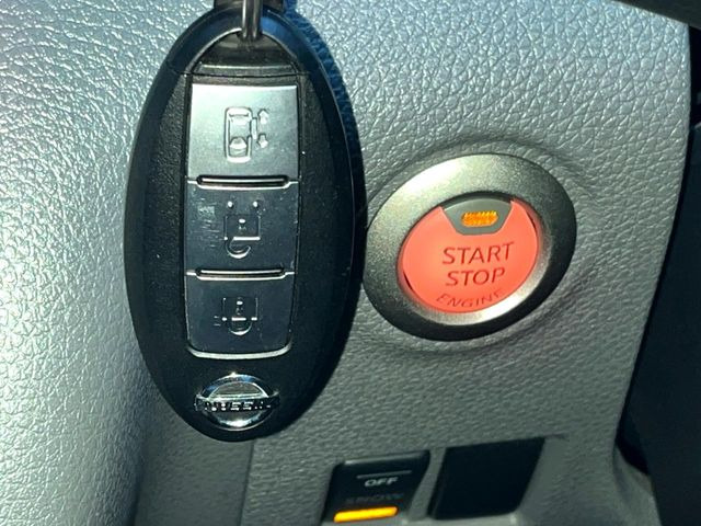 �y�C���e���W�F���g�L�[�z�J�o����|�P�b�g�ɓ��ꂽ�܂܂ł��h�A�̎{���E�������\�ȃX�}�[�g�L�[�𑕔��B�G���W���̃I���E�I�t�����J�M�����o���K�v����������Ƃ��Ă��֗��ł���