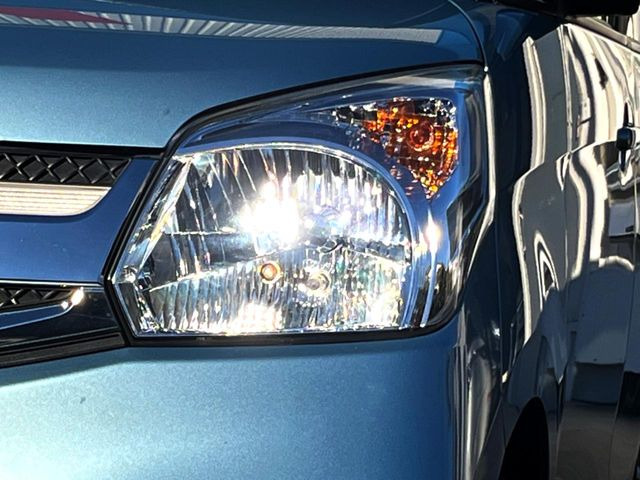 �yHID�w�b�h���C�g�z���ɖ��邭�O�����Ƃ炵�Ă����̂ŁA���V����Ԃ̑��s�������E�ǍD�ň��S���Ă���肢�������܂��B