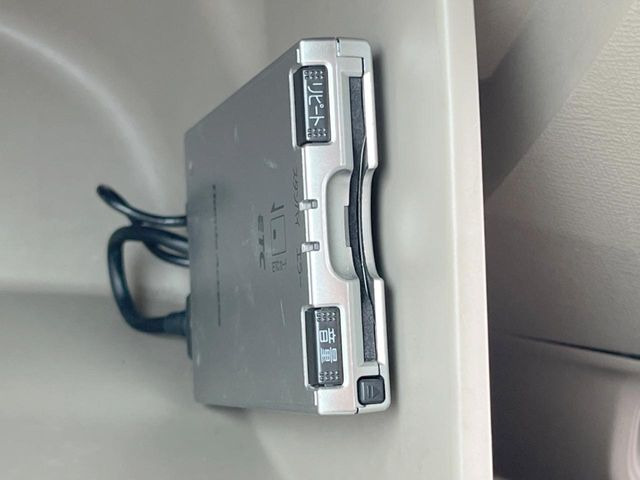 【ETC】高速道路の料金所をストレスなく通過!話題のスポットやサービスエリアに多い「スマートIC」利用時は必須のアイテムです。当店でセットアップを実施、ご納車当日からすぐにご利用いただけます!