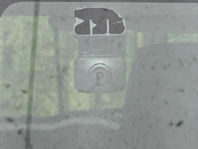 【ドライブレコーダー】安心・安全なカーライフに必須のドライブレコーダーを装備!走行中はもちろん、あおり運転や事故に遭遇した際の状況も映像で記録し、万一のリスクに備えます。