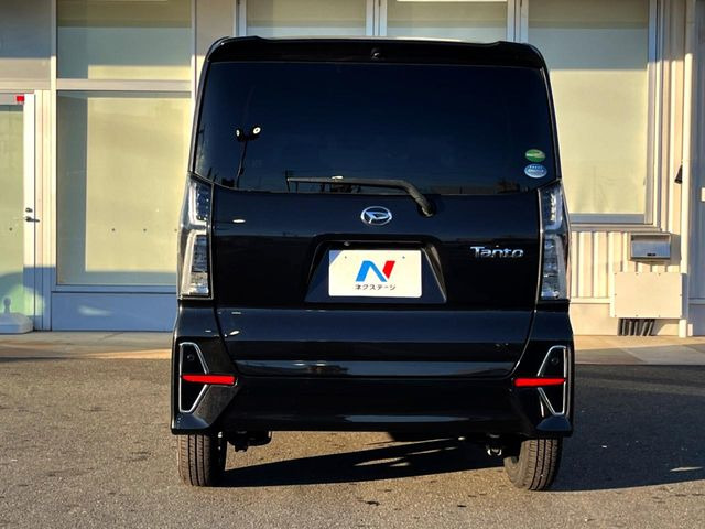 安心の最長10年・走行無制限保証(有償)をご用意。保証内容も充実はもちろん、無料点検&オイル交換や、年中無休の全国・24時間ロードサービスも付帯されておりますのでご安心下さい。