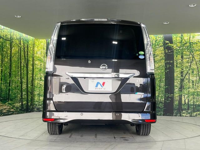 安心の最長10年・走行無制限保証(有償)をご用意。保証内容も充実はもちろん、無料点検&オイル交換や、年中無休の全国・24時間ロードサービスも付帯されておりますのでご安心下さい。