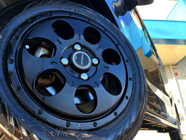 【14インチアルミホイール】外観にマッチしたアルミホイールを装着しております。各種アルミホイールや、スタッドレスタイヤも取扱いしております。是非ご相談ください♪