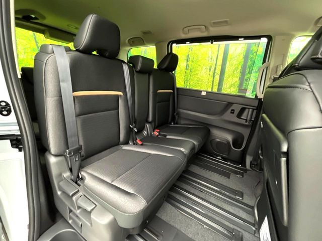 ���i���ȃI���W�i���t���A�}�b�g���I�v�V�����ɂĂ��p�ӂ��Ă���܂��B���D���ȃf�U�C����J���[�����Ԃɍ��킹�đI��ł����������Ƃ��ł��܂���