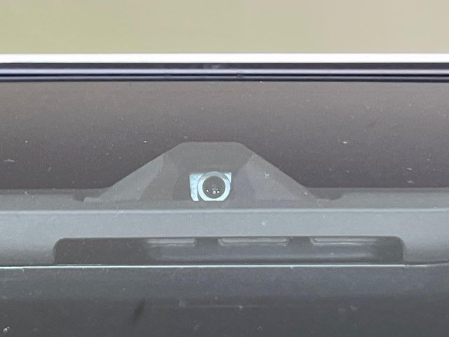 �y�g���^�Z�[�t�e�B�Z���X�z���s���ɑO���̎ԗ�����F�����A�Փ˂������Ȏ��͌x��ƃu���[�L�ŏՓˉ���Ɣ�Q�y�����A�V�X�g�B�����S�Ƀh���C�u�����y���݂��������܂��B