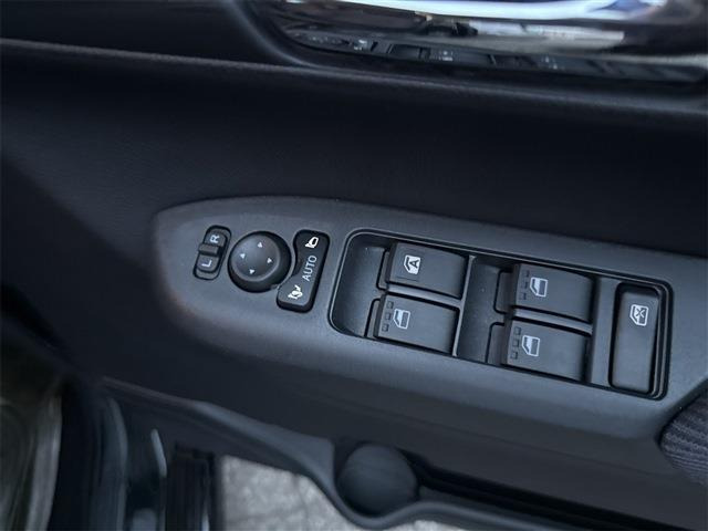 �K���X�R�[�e�B���O�A�i�r�Q�[�V�����AETC�ȂǁA���̑��̃p�[�c�̎��t�������ς���̂����k�������Ă���܂�!!�N���}�̂��Ɖ��ł����C����������!