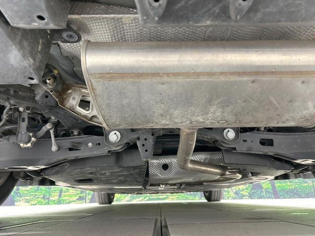 下回りがきれいなうちに、防錆加工の施工がオススメ。降雪地域はもちろん、沿岸部にお住いの方や、趣味でマリン・ウィンタースポーツをされる方にご好評いただいております。