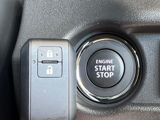 �y�L�[���X�X�^�[�g�V�X�e���z�J�o����|�P�b�g�ɓ��ꂽ�܂܂ł��h�A�̎{���E�������\�ȃX�}�[�g�L�[�𑕔��B�G���W���̃I���E�I�t�����J�M�����o���K�v����������Ƃ��Ă��֗��ł���