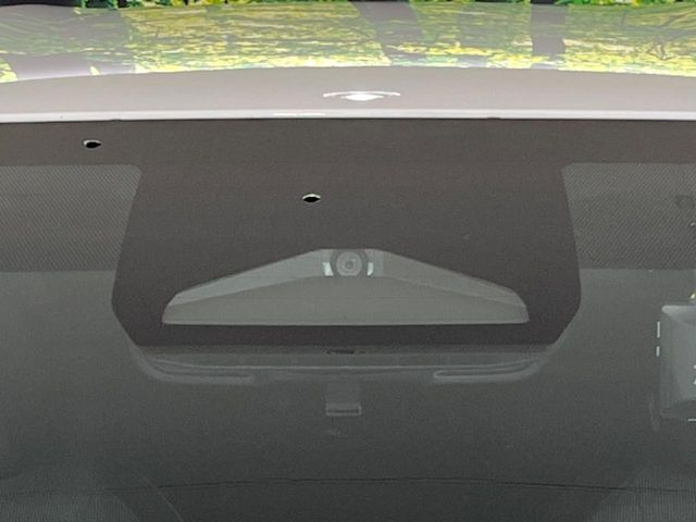 �y�g���^�Z�[�t�e�B�Z���X�z���s���ɑO���̎ԗ�����F�����A�Փ˂������Ȏ��͌x��ƃu���[�L�ŏՓˉ���Ɣ�Q�y�����A�V�X�g�B�����S�Ƀh���C�u�����y���݂��������܂��B