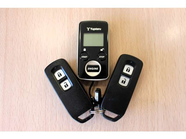 エンジンスターター、スマートキー