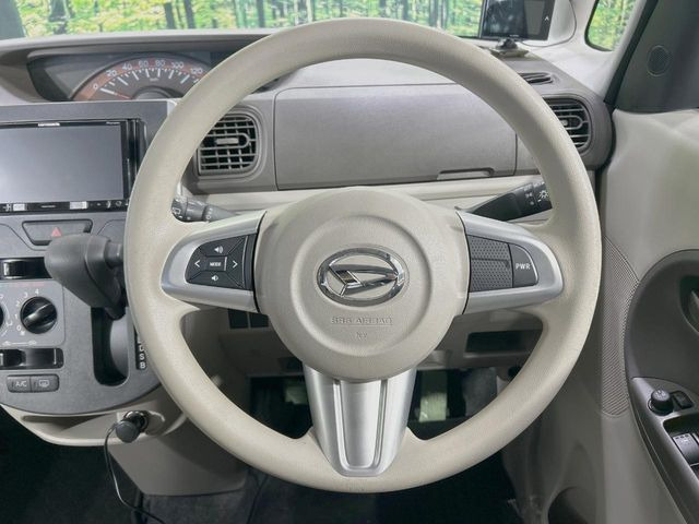 �y�X�e�A�����O�X�C�b�`�z�^�]���A�O������ڐ������炷���ƂȂ��A�I�[�f�B�I���̑��삪�\�ȕ֗��@�\!���S&���K�ȃh���C�u�����o���Ă���܂���