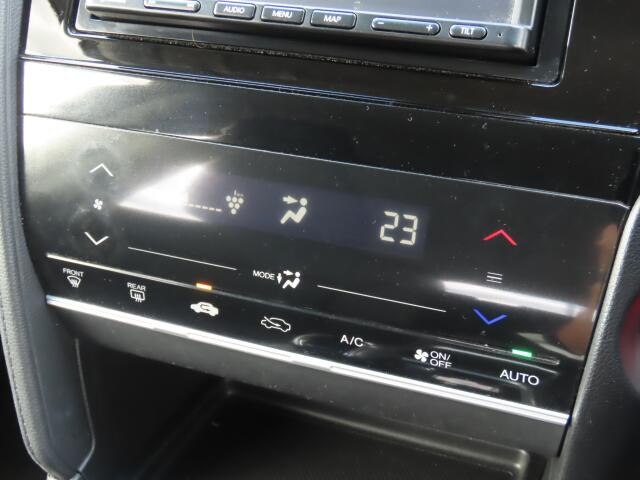 �I�[�g�G�A�R�������B���x�ݒ肪�ł��āA�������K�ł���B