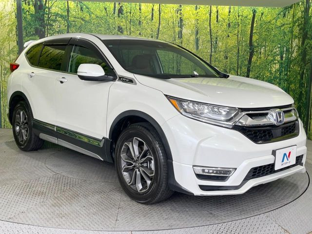 高透明度のガラス皮膜で撥水はもちろん、上質なツヤ・光沢を実現。紫外線や酸性雨から大切な愛車を保護し、色あせ・劣化を防止。「弾スプラッシュコート」、「弾プリミッサコート」からお選びいただけます。