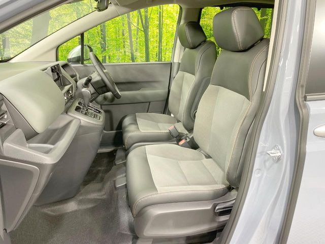 もちろん車内はキレイです♪よりクリーンな状態をキープしたいお客様には『ナノゾーンコート』がおすすめ!新型コロナウイルス対策や、除菌・消臭に効果を発揮し多くの方にご好評いただいております。