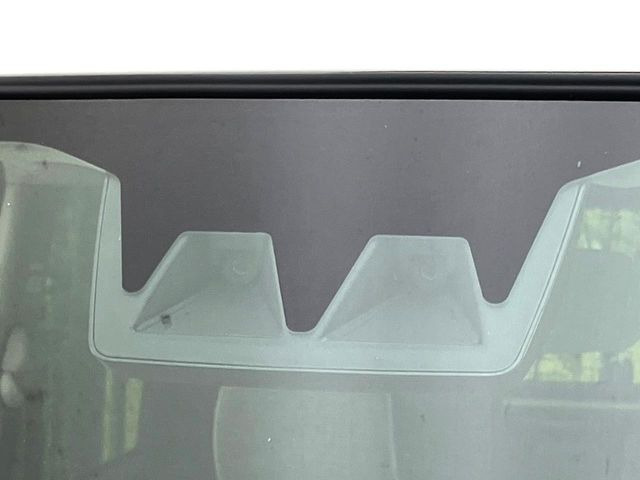 �y�X�}�[�g�A�V�X�g�z���s���ɑO���̎ԗ�����F�����A�Փ˂������Ȏ��͌x��ƃu���[�L�ŏՓˉ���Ɣ�Q�y�����A�V�X�g�B�����S�Ƀh���C�u�����y���݂��������܂��B