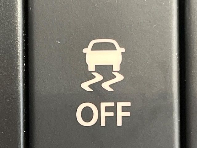 �y������h�~���u�z�ԗ��̉���������m����ƁA�����I�Ɏԗ��̐i�s������ۂ悤�Ɏԗ��𐧌䂵�܂��B�J�̓��ȂǊ���₷���H�ʏ󋵂ł����S�ȉ^�]���\�ł��B