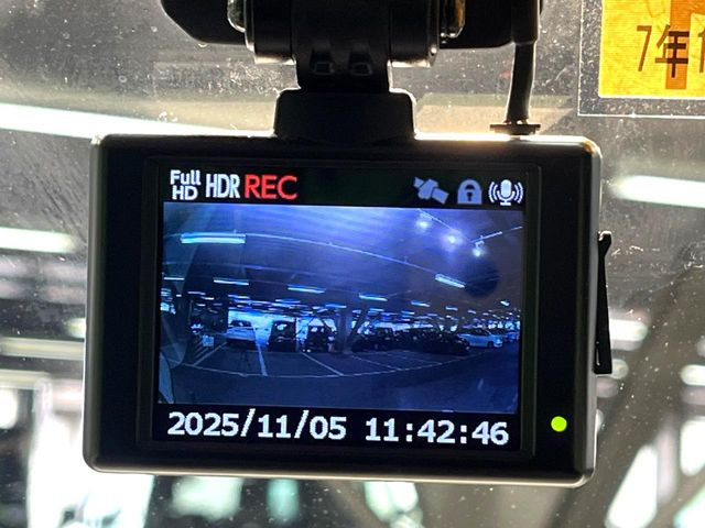 �y�h���C�u���R�[�_�[�z���S�E���S�ȃJ�[���C�t�ɕK�{�̃h���C�u���R�[�_�[�𑕔�!���s���͂������A������^�]�⎖�̂ɑ��������ۂ̏󋵂��f���ŋL�^���A����̃��X�N�ɔ����܂��B