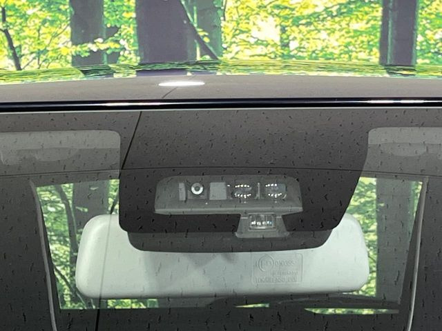 �y�X�Y�L �Z�[�t�e�B�T�|�[�g�z���s���ɑO���̎ԗ�����F�����A�Փ˂������Ȏ��͌x��ƃu���[�L�ŏՓˉ���Ɣ�Q�y�����A�V�X�g�B�����S�Ƀh���C�u�����y���݂��������܂��B