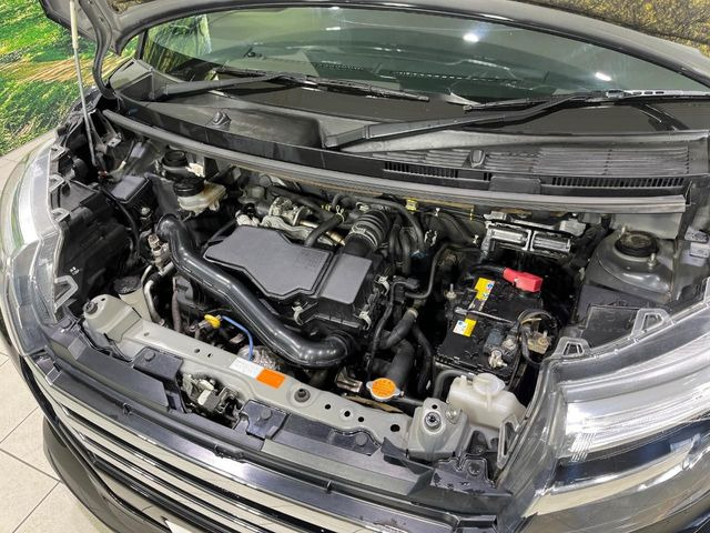 親切・丁寧な専門メカニックスタッフが応対!・車検・点検整備・事故等の修理などアフターサービスも安心。お車のカスタマイズもネクステージのサービススタッフまでご相談ください!