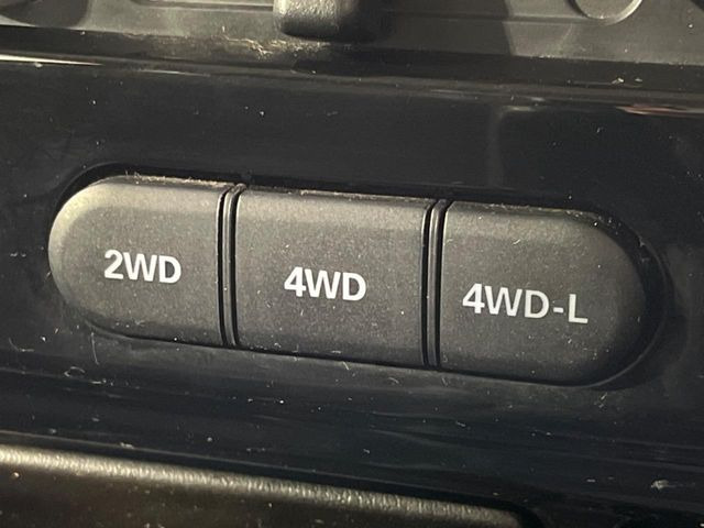 4WDのお車ですので、雪道でも安心です♪降雪地地域にお住まいの方以外にも、ウィンタースポーツが趣味の方や降雪地域へ帰省される機会がある方にもおすすめ!