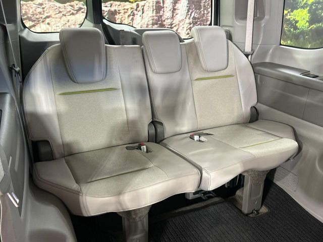 3��ڃV�[�g�͂�������ԗǍD����l�ł��������ƍ����Ē����܂��̂ŁA��l���ł̂��o���������N���N�ł��􂲉Ƒ��ŁA�C�̒m�ꂽ���ԂŁA�h���C�u�ɍs���̂��y���݂ł��ˁ�