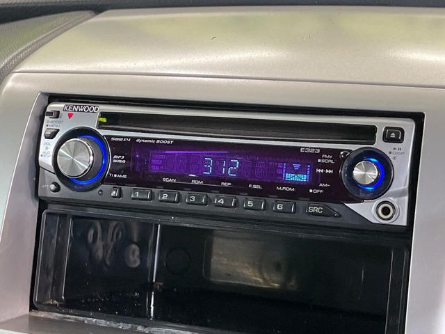 お好きな音楽を車内でお楽しみいただけます♪スピーカー交換・ウーハー追加などの音質向上や、最新ナビ・後席モニター等の取り付けも是非ご相談ください!