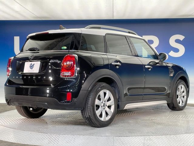 ●無料付帯の保証の他、安心の最長3年・走行無制限保証(有償)をご用意。輸入車を安心してお楽しみいただける様、保証内容も充実はもちろん、無料点検&オイル交換やロードサービスも付帯しております。