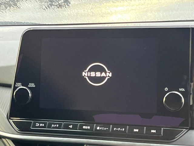 �y���[�J�[����9�^�i�r�z�C���e���A�ɗn�����ރX�^�C���b�V���ȁu��p�݌v�v���[�J�[�i�r�𑕔��􎋔F���⑀�쐫�ȂǊ�{���\�ɂ��D��A���㎿�ȃJ�[���C�t�����y���݂��������܂��B