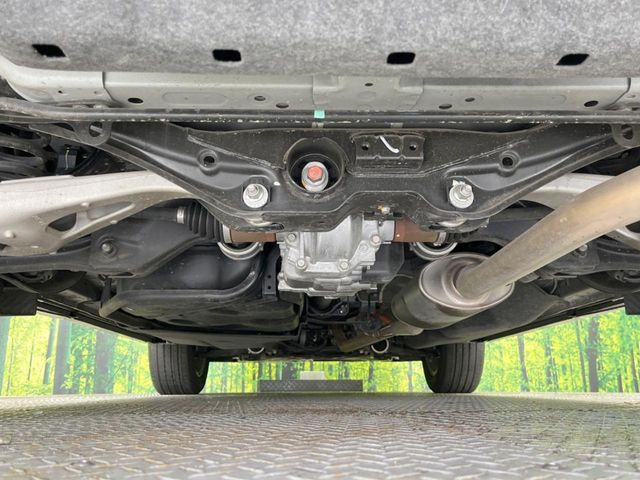 下回りがきれいなうちに、防錆加工の施工がオススメ。降雪地域はもちろん、沿岸部にお住いの方や、趣味でマリン・ウィンタースポーツをされる方にご好評いただいております。