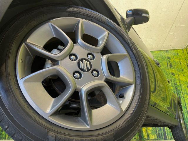 �y����16�C���`�A���~�z�C�[���z�O�ςɃ}�b�`���������A���~�z�C�[���𑕒����Ă���܂��B�e��ЊO�A���~�z�C�[����A�X�^�b�h���X�^�C�����戵�����Ă���܂��B���񂲑��k����������