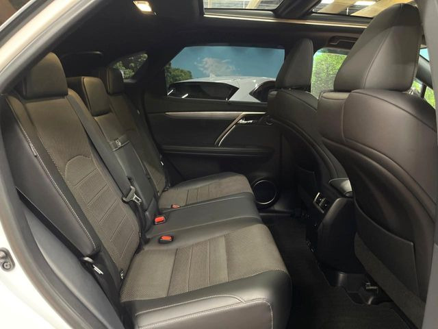 �L�X�Ƃ���2��ڃV�[�g�͋��Z���������A���S�n�����K!�F�B��Ƒ��Ƃ̂��o�����ɂ҂�����ł��B�x�r�[�V�[�g��`���C���h�V�[�g�g�p�������K�ɂ��߂�������������\���ȋ�Ԃ��m�ۂ��Ă��܂��B