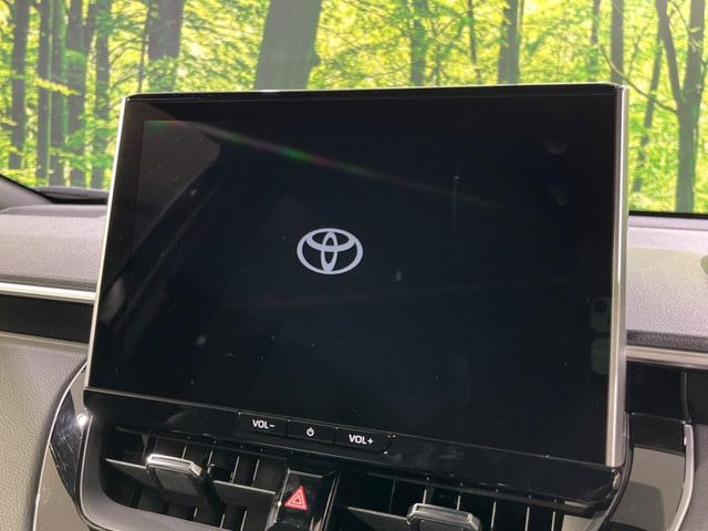 �y10.5�C���` �f�B�X�v���C�I�[�f�B�I�z���ʂ̃f�B�X�v���C��AppleCarPlay��AndroidAuto�����p�\�B�傫�ȉ�ʂŃX�}�z�i�r�A�v���������p���������܂���