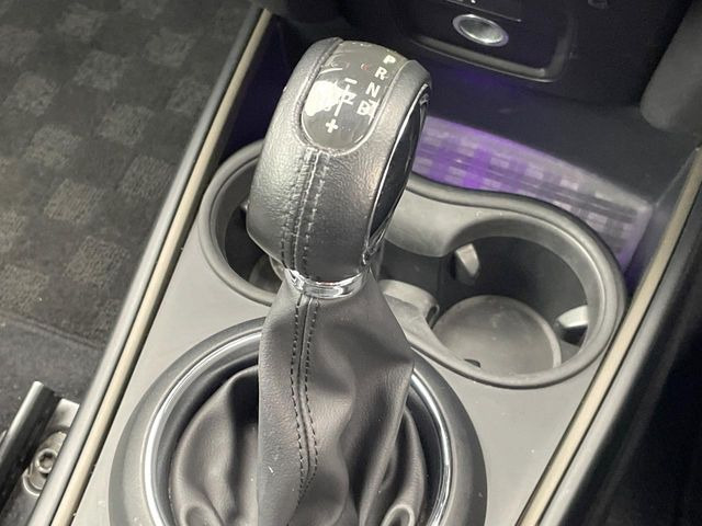 ●シフトノブの使用感も少なく、良好な状態です。