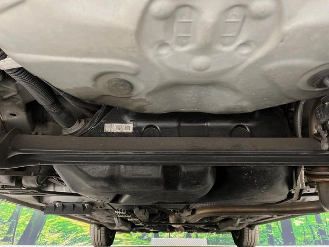 下回りがきれいなうちに、防錆加工の施工がオススメ。降雪地域はもちろん、沿岸部にお住いの方や、趣味でマリン・ウィンタースポーツをされる方にご好評いただいております。