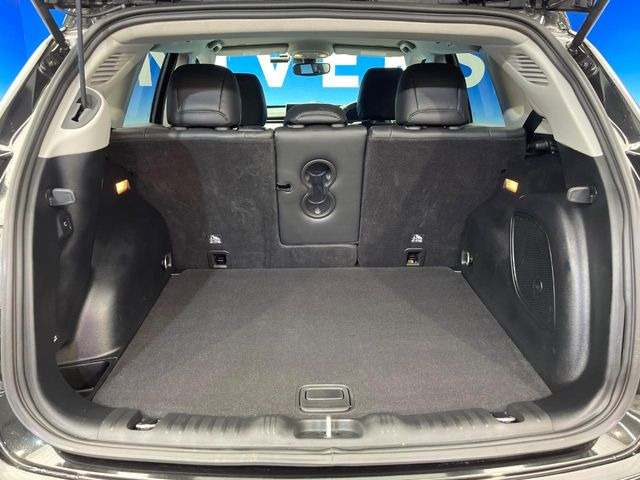 ●トランクルーム:趣味が広がる収容スペース!これだけの広さがあればお買い物やレジャーなどにも最適です!使用感も少なくきれいな状態を維持しております。