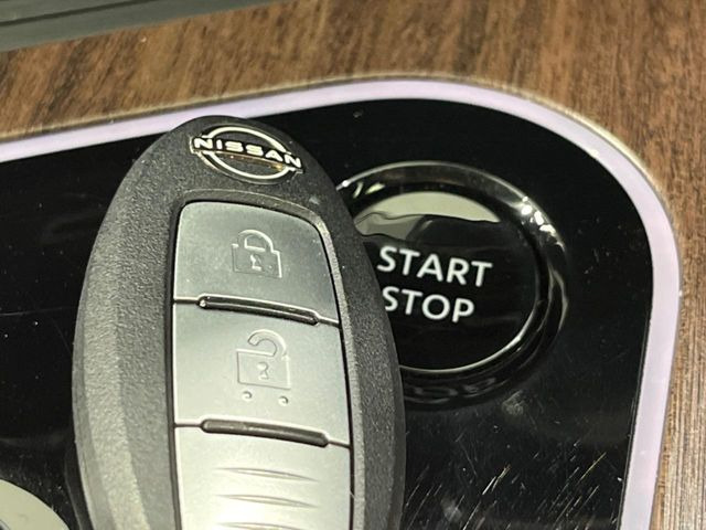 �y�C���e���W�F���g�L�[�z�J�o����|�P�b�g�ɓ��ꂽ�܂܂ł��h�A�̎{���E�������\�ȃX�}�[�g�L�[�𑕔��B�G���W���̃I���E�I�t�����J�M�����o���K�v����������Ƃ��Ă��֗��ł���