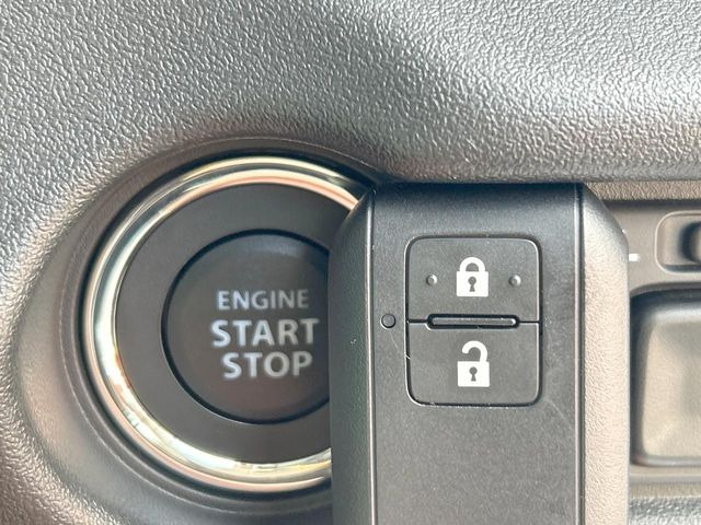 �y�L�[���X�X�^�[�g�V�X�e���z�J�o����|�P�b�g�ɓ��ꂽ�܂܂ł��h�A�̎{���E�������\�ȃX�}�[�g�L�[�𑕔��B�G���W���̃I���E�I�t�����J�M�����o���K�v����������Ƃ��Ă��֗��ł���