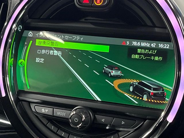 ●インテリジェントセーフティー:よそ見運転など、事故が起こる前に未然に警告やブレーキ作動をしてくれる便利な機能ですね!