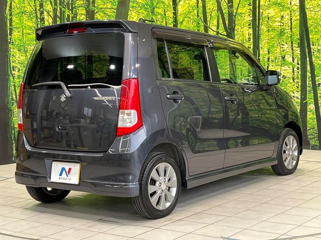 ☆全国のネクステージからお取り寄せが可能※!遠方の店舗に展示してあるクルマが気になる場合も、最寄りの店舗でご覧いただくことが可能です!是非私たちに要望をお聞かせください!※別途費用