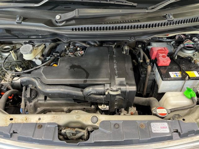 親切・丁寧な専門メカニックスタッフが応対!・車検・点検整備・事故等の修理などアフターサービスも安心。お車のカスタマイズもネクステージのサービススタッフまでご相談ください!