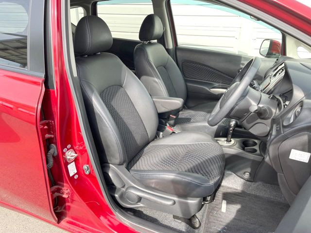 �y�n�[�t���U�[�V�[�g�z�������ƍ���S�n�𗼗������l�C�̃V�[�g���w�ʁE���ʂ̃t�@�u���b�N�f�ނ́A�ʋC���̗ǂ��⊊��ɂ����ɗD��Ă��܂��B�C���╞���ɍ��E���ꂸ���K�ɂ���肢�������܂��B