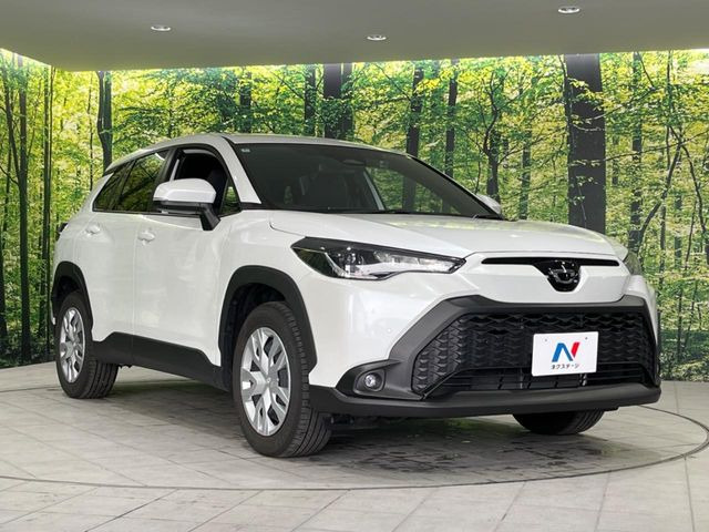 高透明度のガラス皮膜で撥水はもちろん、上質なツヤ・光沢を実現。紫外線や酸性雨から大切な愛車を保護し、色あせ・劣化を防止。「弾スプラッシュコート」、「弾プリミッサコート」からお選びいただけます。