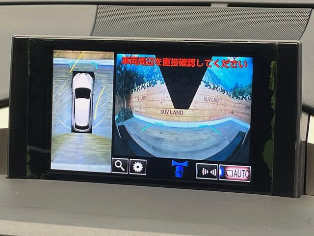 �y�p�m���~�b�N�r���[���j�^�[�z��p�̃J�����ɂ��A�ォ�猩���낵���悤�Ȏ��_��360�x�N���}�̎��͂��m�F���邱�Ƃ��ł��܂������p�������m�F���₷���A�����ꏊ�ł̐؂�Ԃ��⒓�Ԃ��X���[�Y�ɍs���܂��B